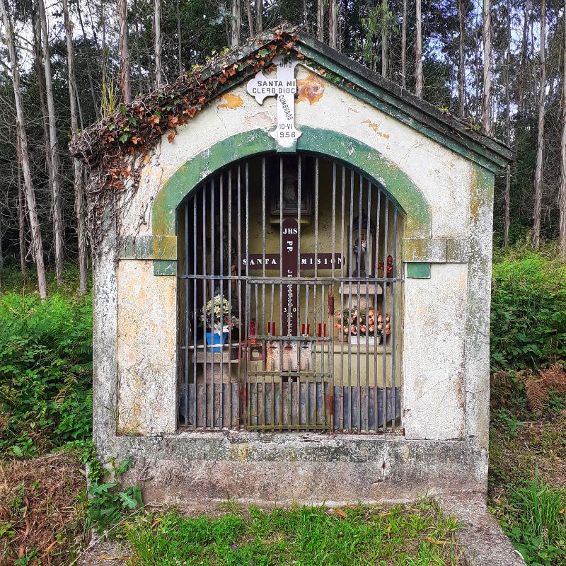 Capilla en el Camino Norte a la salida de Las Cruces en dirección Sobrado